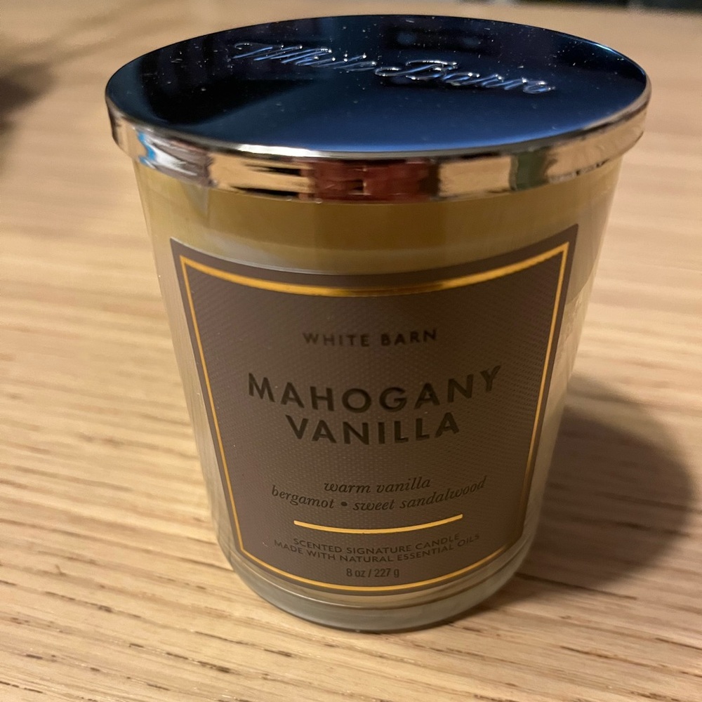 Bath & Body Works Single Wick Candle. Mahogany Teakwood. - Picture 1 of 3